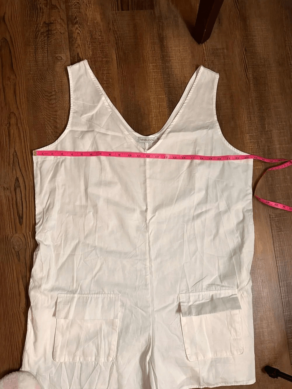 MISSLOOK White Sleeveless Romper with Cargo Pockets image 4