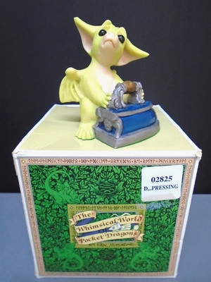 pocket dragons 'D...PRESSING' 1995 Neuwertig. Verpackt. Schönes frühes Stück.