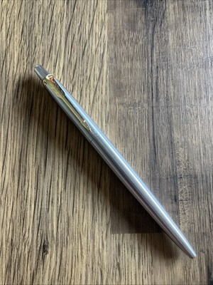 Parker JOTTER EDELSTAHL GT GOLDRAND KUGELSCHREIBER, BLAU Medium, 1953182 (1 STIFT)