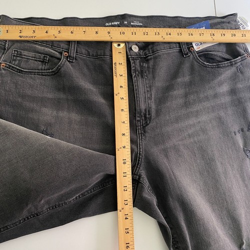 Old Navy Mid-Rise Boyfriend Straight Ripped Black Jeans Size 20 Crop - Picture 9 of 11