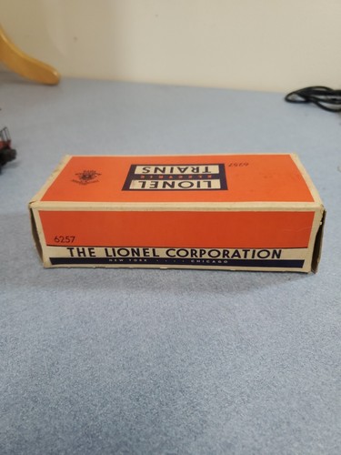 Vintage Postwar O Scale Lionel SP 6257 Red Caboose Car - Picture 11 of 13