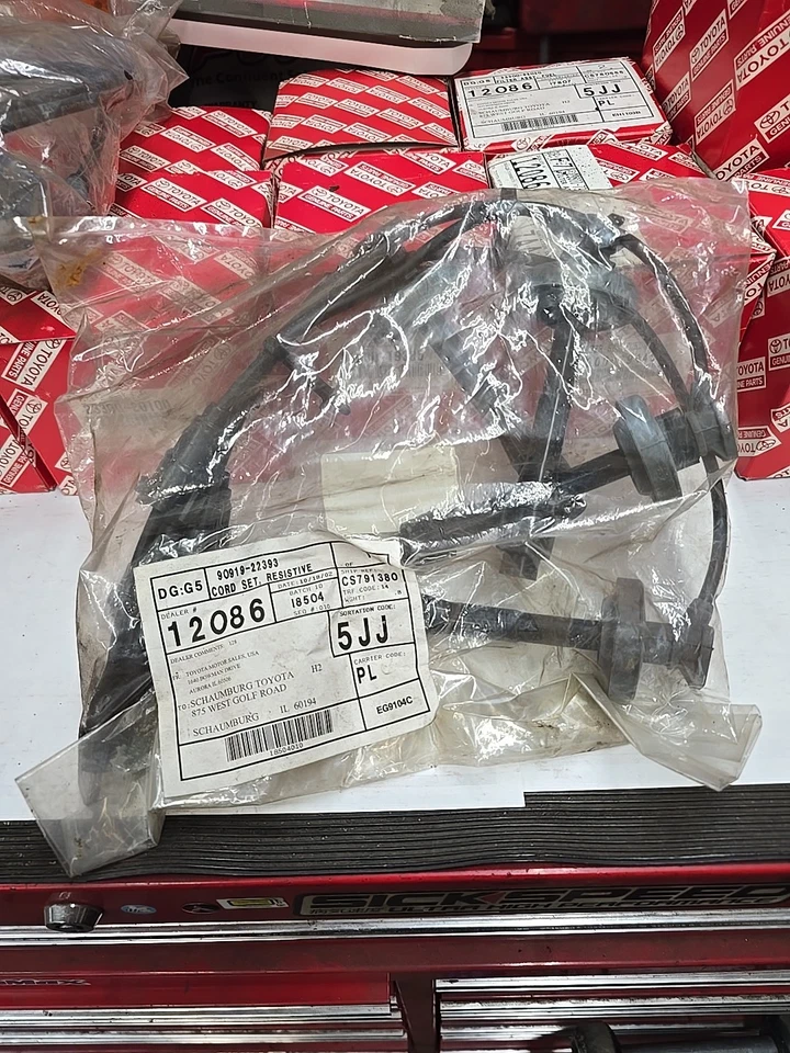 TOYOTA GENUINE 90919-22393 CORD SET, WIRE SET W/RESISTIVE OEM - Image 2 of 4