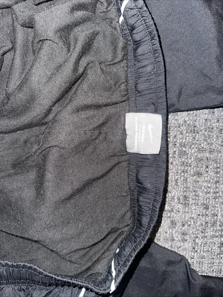 Pantalones de chándal vintage Nike para hombre grandes negros blancos Foto 3 de 4