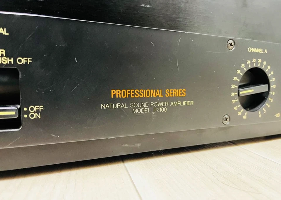 YAMAHA P2100 NATURAL SOUND POWER AMPLIFIER 85W+85W 8Ω AC100V 50/60Hz 230W - Image 4 of 4