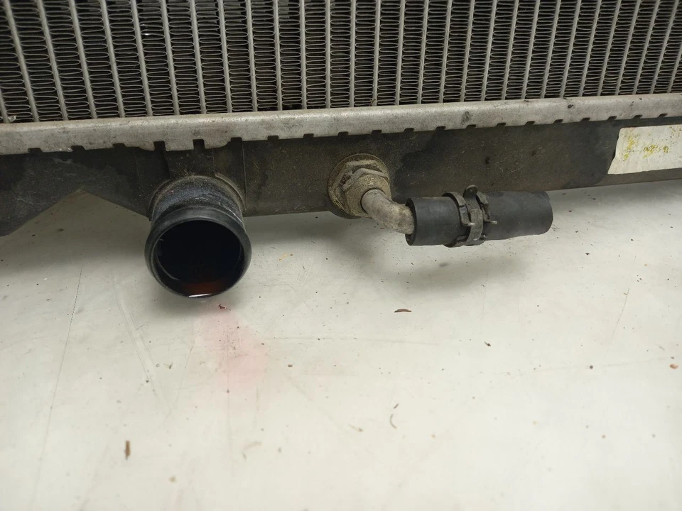 96 97 98 99 00 TOYOTA 4 RUNNER SR5 3.4L РАДИАТОР - Изображение 3 из 4