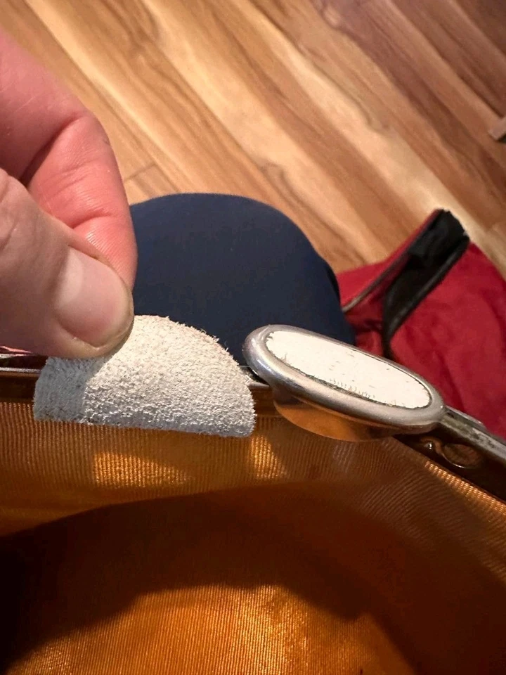 Vintage Etra 80s White Leather Evening Clutch With Chain Strap - Image 4 of 4