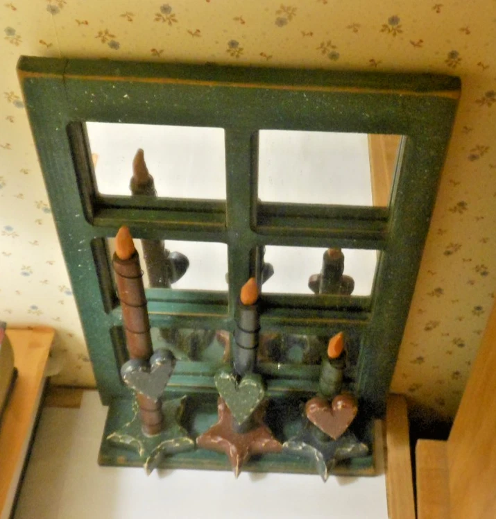 Country wood 6-pane mirror window w/ 3 wooden candles & hearts on shelf 16x10.5 - Image 3 of 4