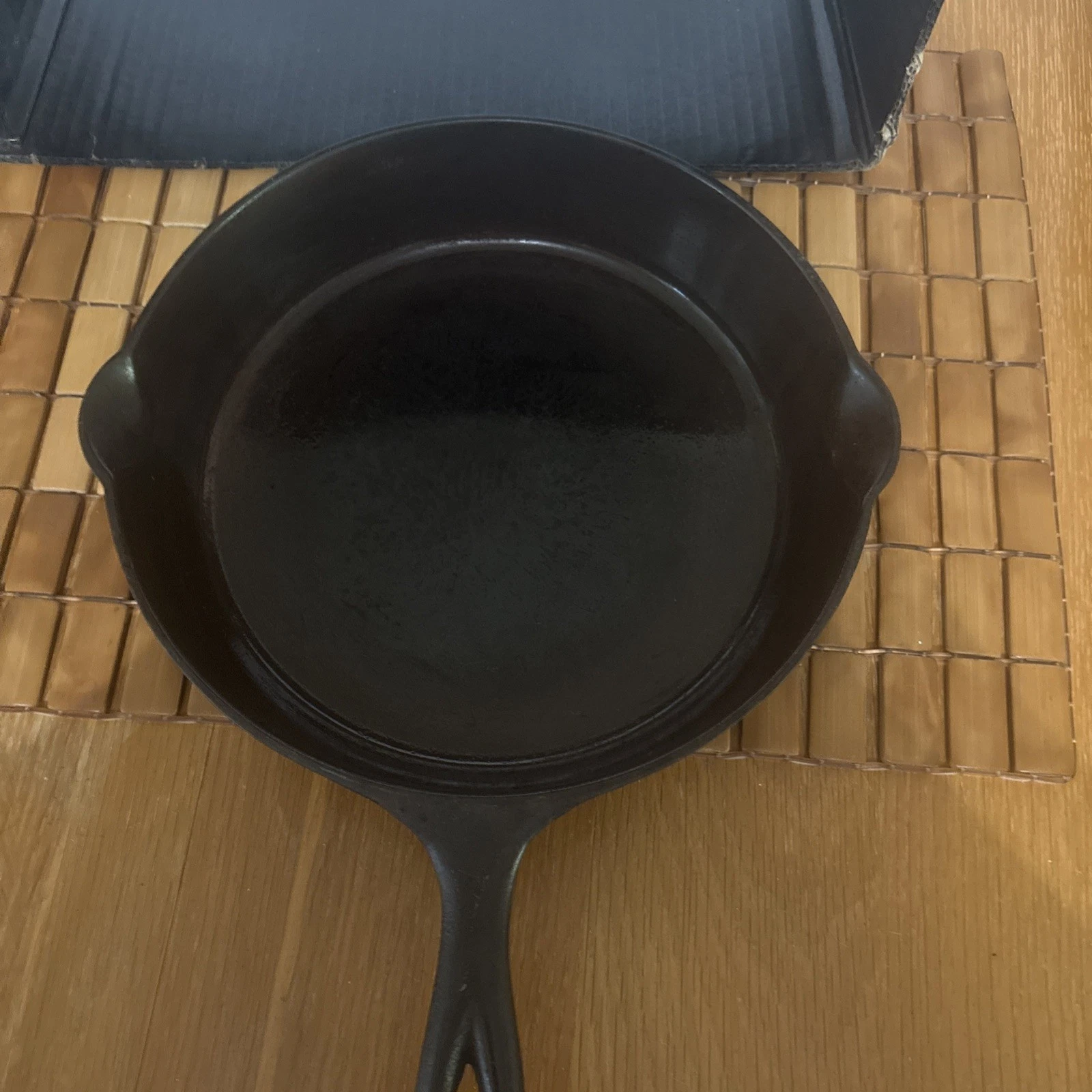 RARE Favorite Piqua Ware [ Ohio ] Miami Diamond Cast Iron Skillet Pan 10” W/lid