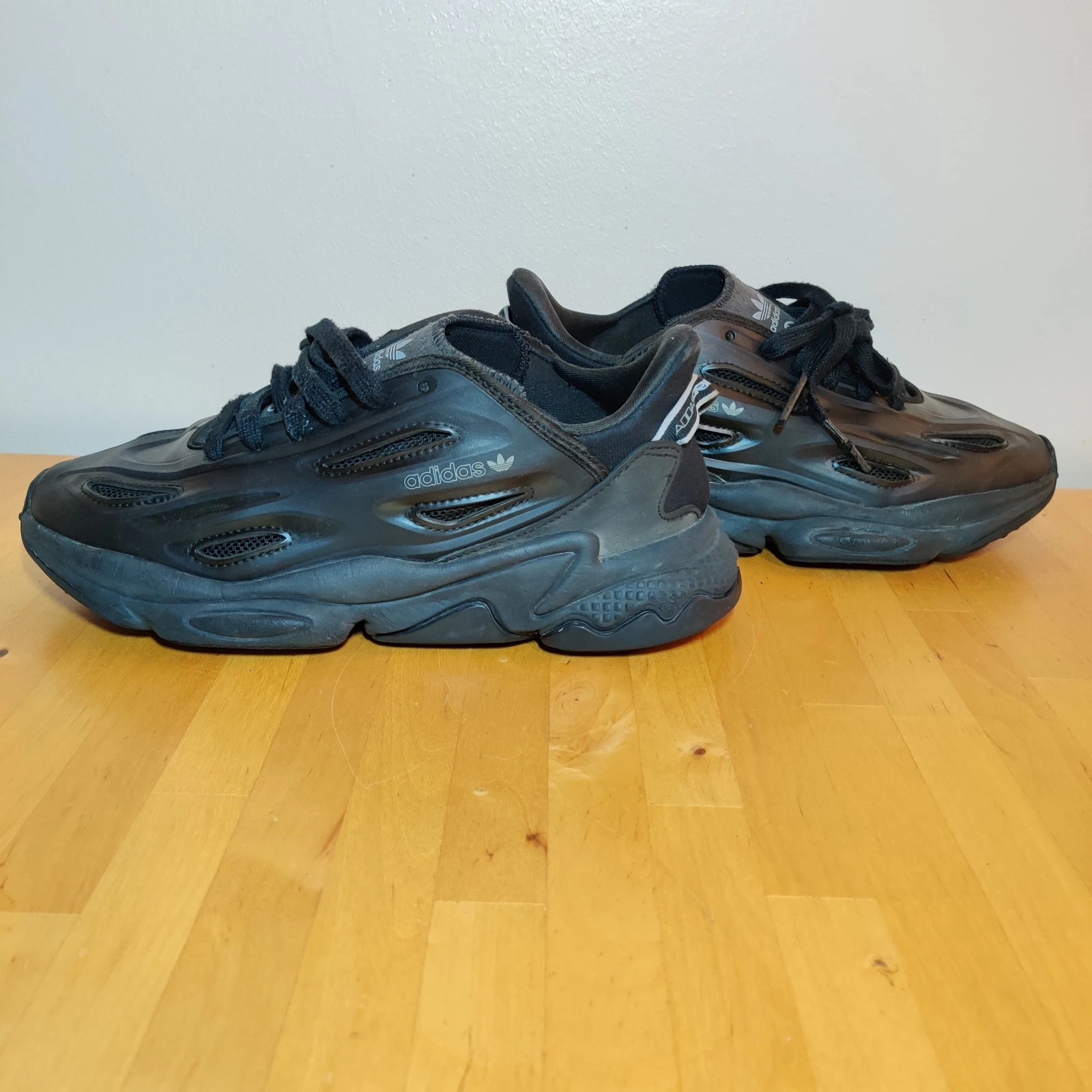 Scarpe da ginnastica Adidas Originals Ozweego Celox Triple nere UK 5 EU 38