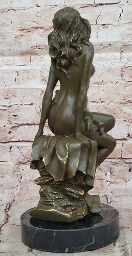 Estatua de bronce de Venus de colección mujer desnuda por Mavchi figura de la deidad del amor romana - Imagen 4 de 10