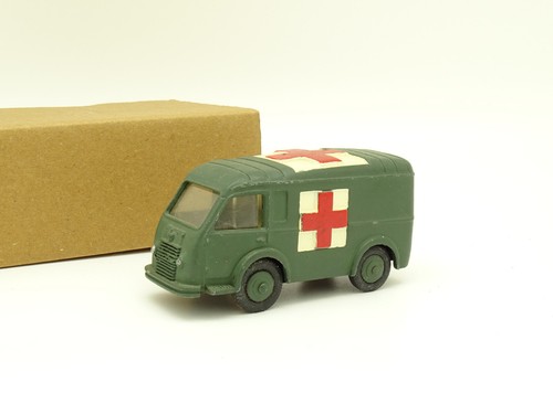 Dinky Toys France 1/43 – Renault 1000KG Ambulance Militaire 80F – Occasion Sans Boîte