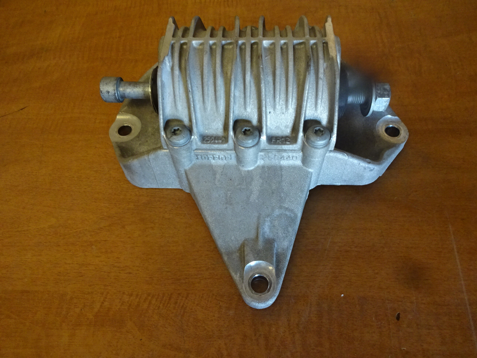 Ferrari 458, 488 - Upper Gearbox Mounting Complete - P/N 259440 - 259441