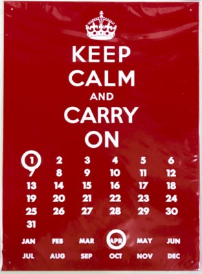 Keep Calm and Carry On großer ewiger Kalender aus Metall 410 mm x 320 mm ZUM AUSRÄUMEN!