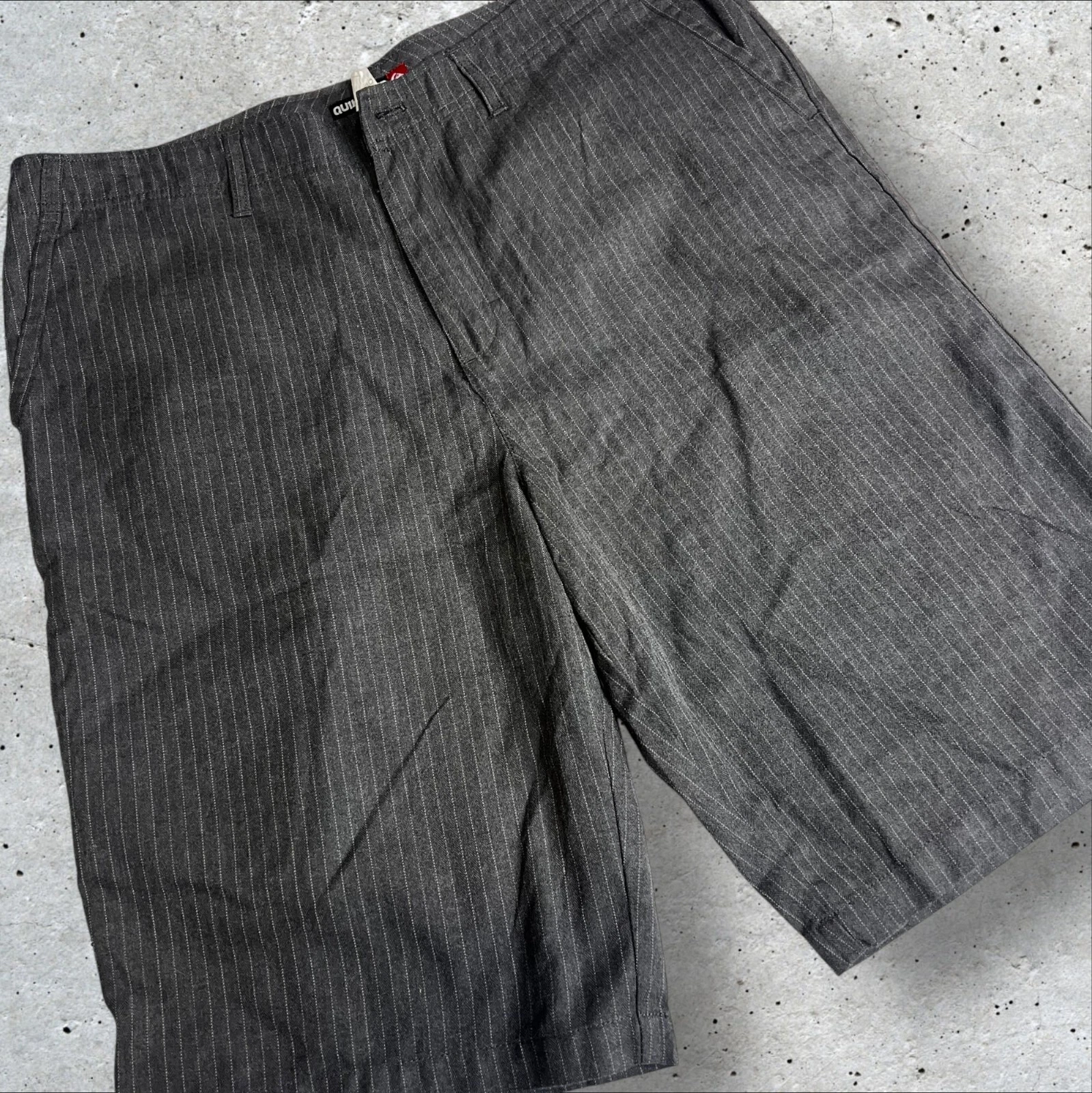 Quiksilver Shorts Black Chino Flat Front Casual Outdoor Striped Size 38