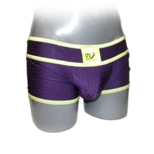 Trousers with contrasting coloured seam (L)