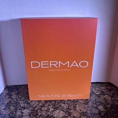 Dermao LED Light Therapy Mask Rejuvenating Skin 03