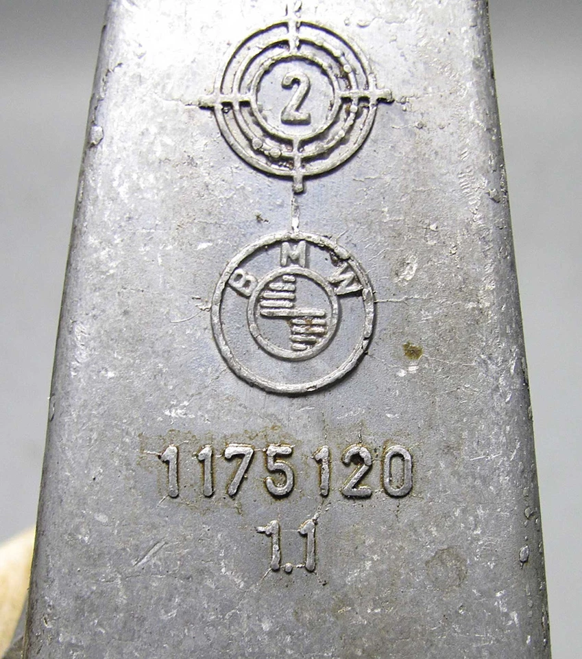 Par de brazos de suspensión izquierdo derecho BMW E23 745i M30 Euro de fábrica 1980-1986 OE Foto 3 de 4