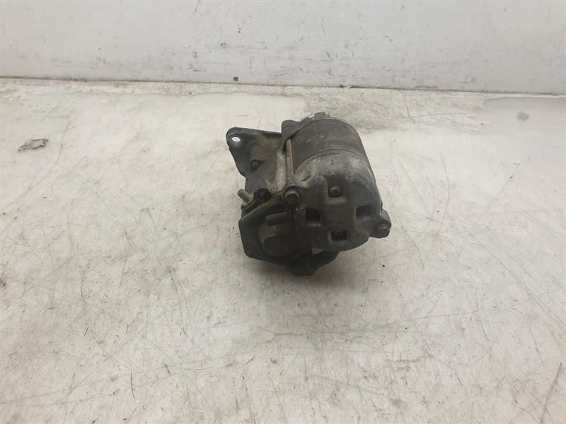 81-95 TOYOTA PICKUP 1.0KW STARTER MOTOR ASSEMBLY  - Image 3 of 4