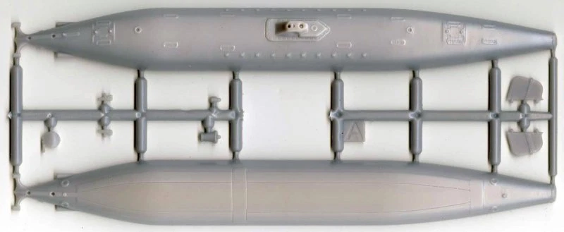 Mikro Mir 144-021 - 1/144 Peral - Primera escala submarina eléctrica a batería Foto 2 de 4