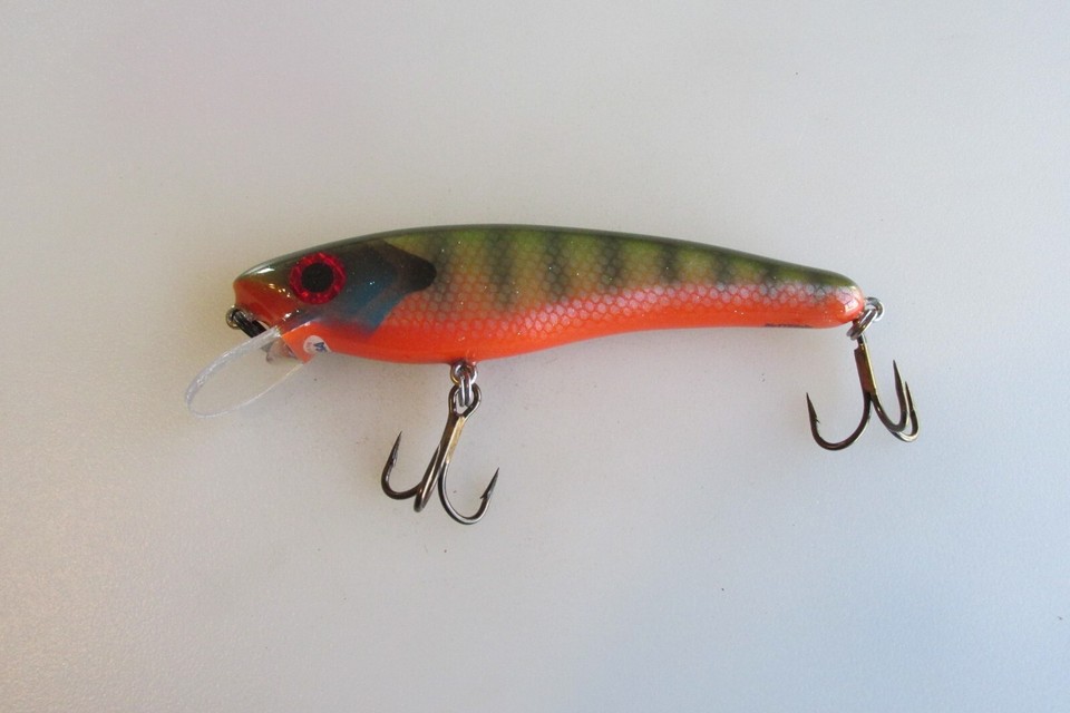 Lot 5600 Big EYE Baits Musky, Muskie, Pike Rattle Crankbait EX Plus