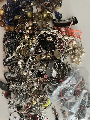 Schmuck XL Konvolut Modeschmuck Vintage Ketten, Broschen, Etc - 2,3kg ü200 Teile