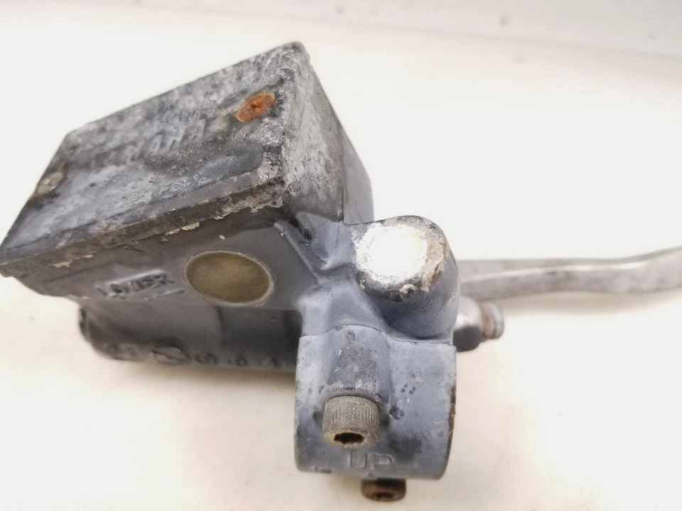 1978 78 Yamaha XS1100 Eleven Front Brake Master Cylinder Free Shipping - Image 3 of 4