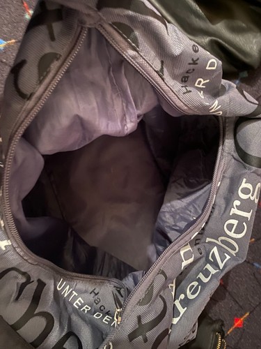 BERLIN Schultertasche mit Aufschriften, grau, TOP!!! - Bild 2 von 2