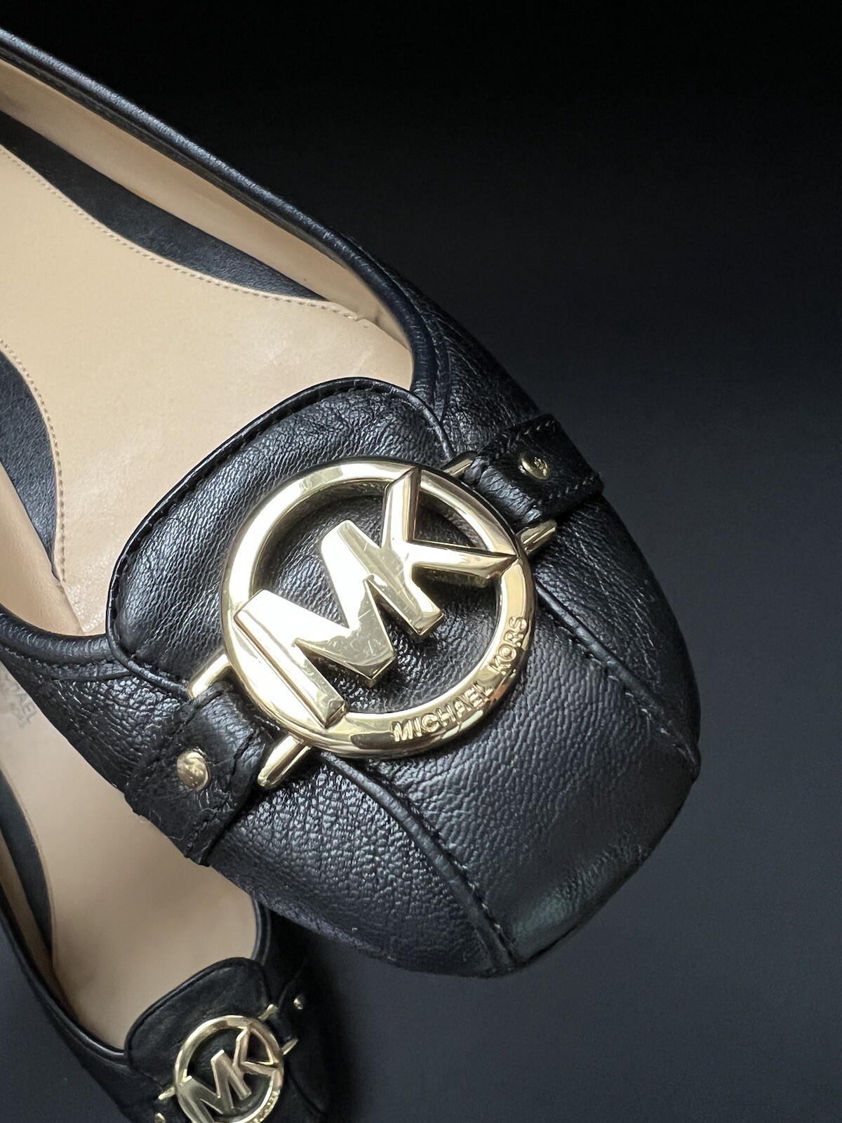 Michael Kors Women's Black Leather Ballet Flats Size 7.5M / EU 38 Slip-On thumbnail 8