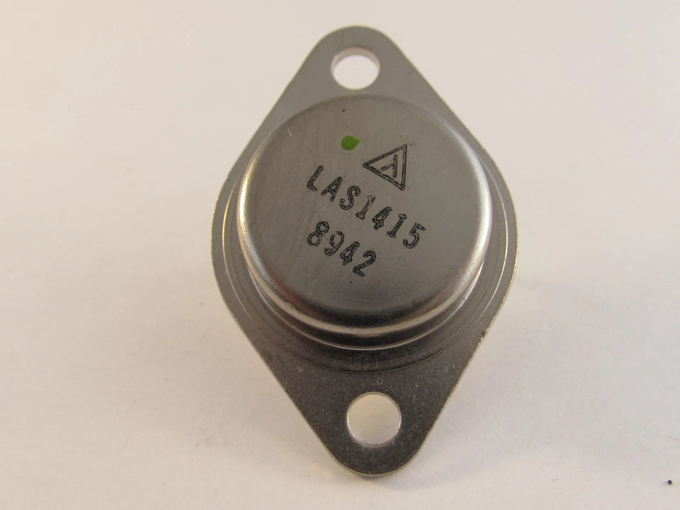 LAS1415 LAMBDA 15V 3A 30W TO3 Positive Voltage Regulator  - mit Testpunkt - Bild 1 von 3
