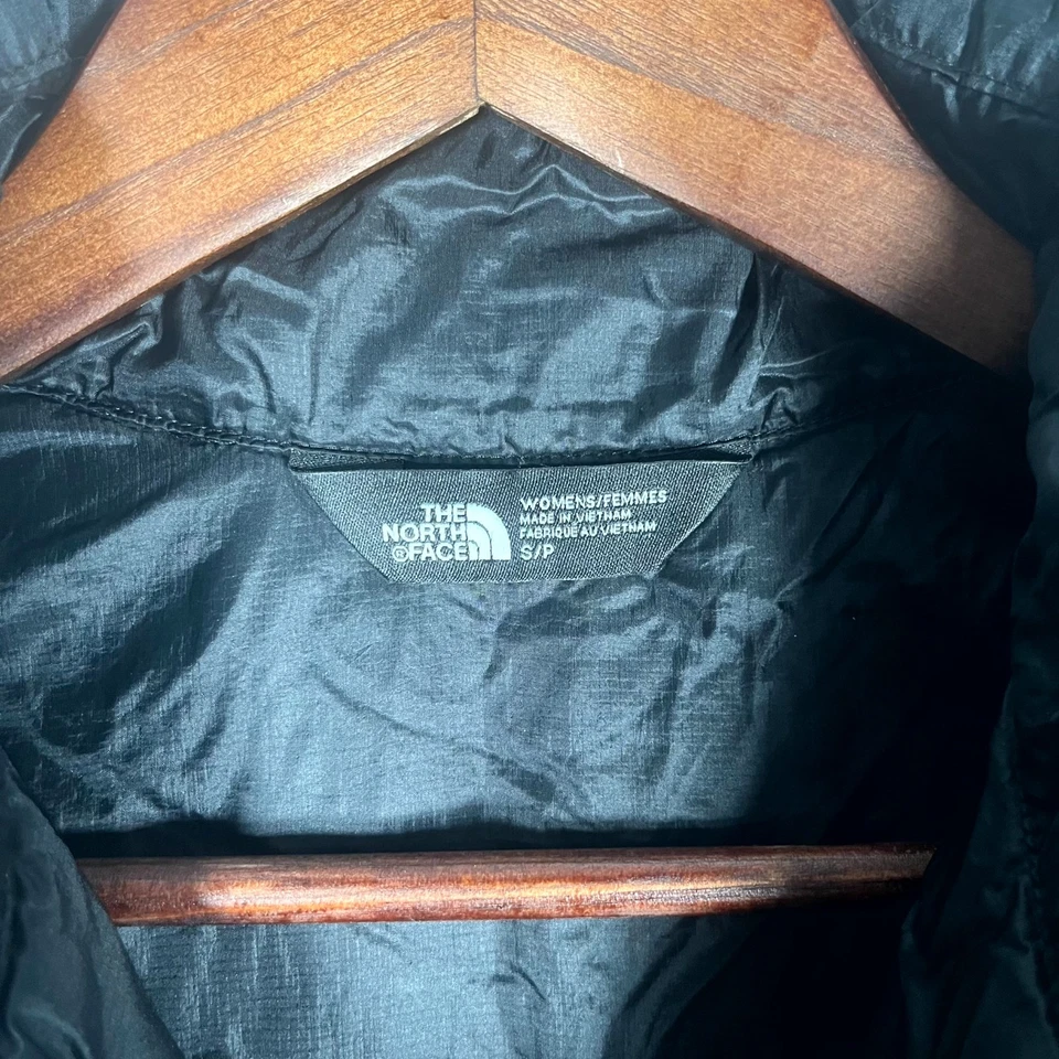 Chaleco acolchado The North Face ThermoBall Trekker para mujer pequeño negro acolchado cremallera completa Foto 3 de 4