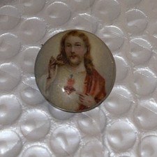 Vintage  Jesus Sacred Heart 1" Pinback Button