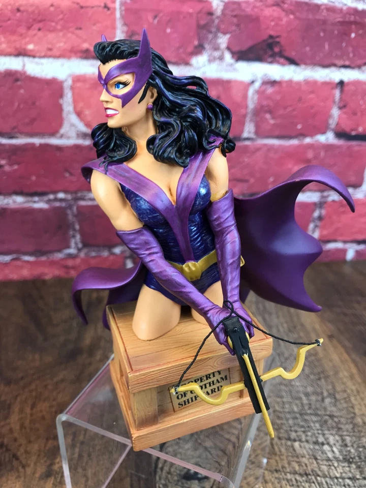 Nueva Caja - DC DIRECT WOMEN OF THE DC UNIVERSE HUNTRESS Busto Figura Terry Dodson Foto 2 de 4
