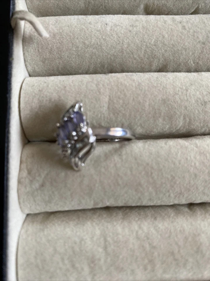 ANILLO DIAGONAL TOPACIO BLANCO DIAMANTE TANZANITA ORO BLANCO 9CT QVC TALLA L Foto 4 de 4