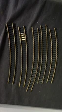 5 SECTIONS OF ATLAS HO SCALE RAILROAD TRAIN TRACKS CURVED 22" AND 15"