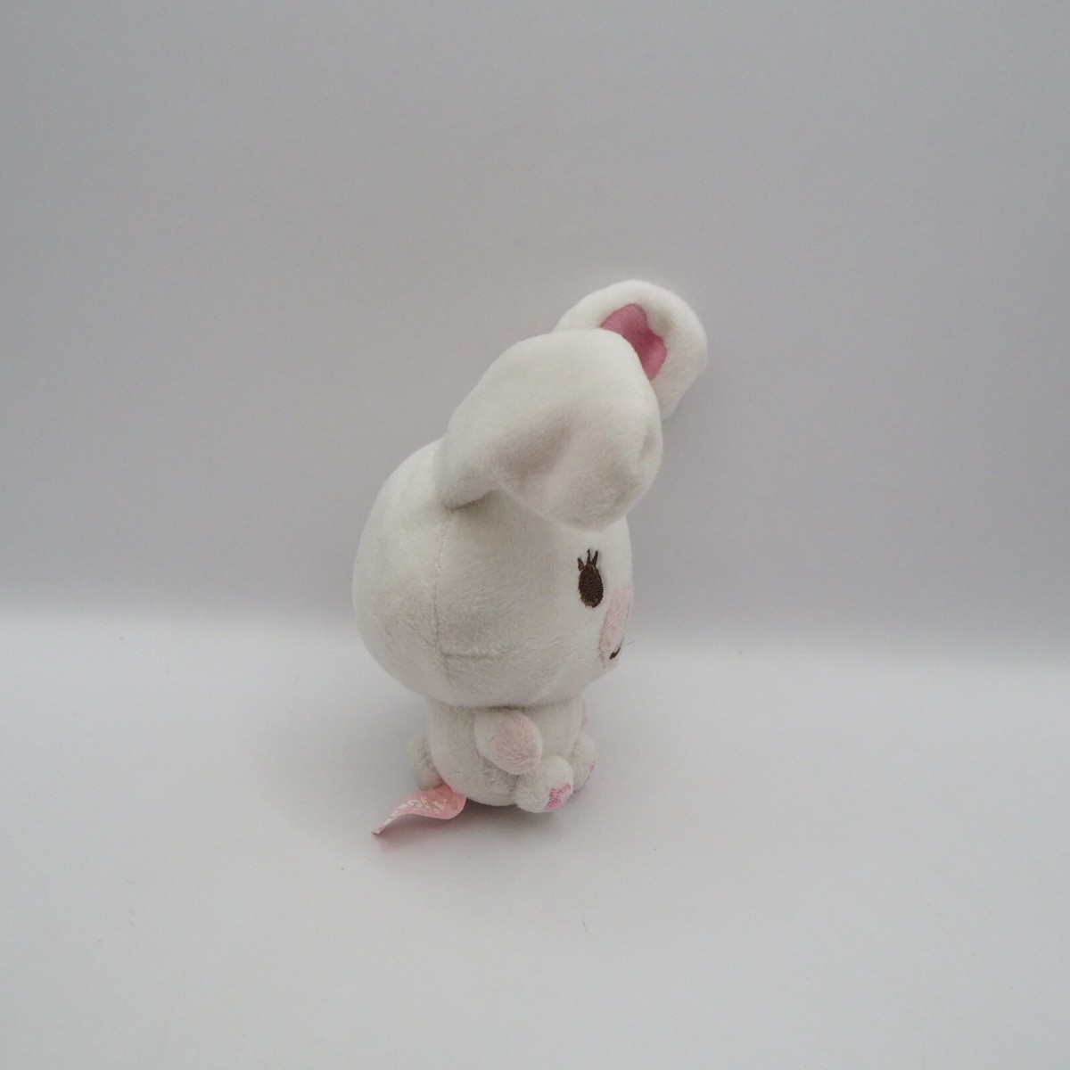 ぬいぐるみ fuckmylife Mofy Moffi C1904 White Rabbit Love SEGA Keychain Mascot Plush 4