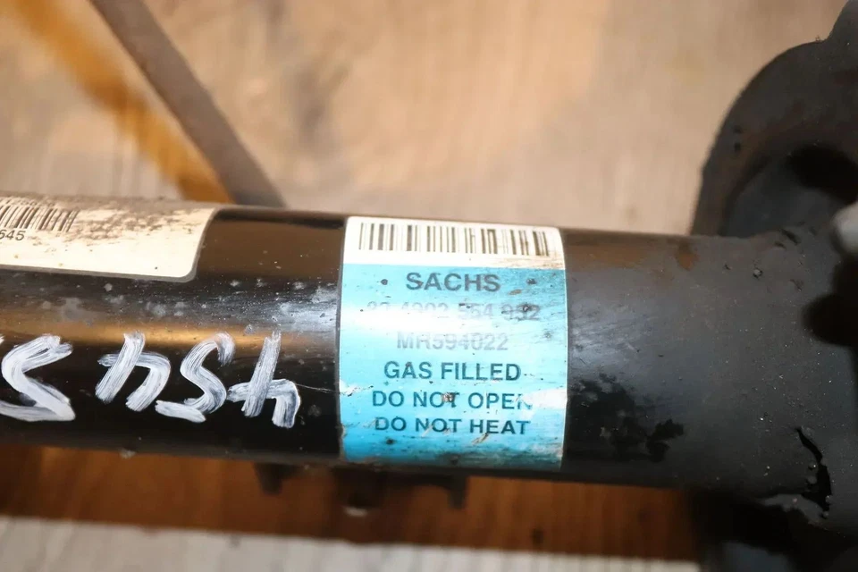 Smart Forfour W454 Federbein vorn rechts links MR594022 1.5TD 70kw - Bild 2 von 3