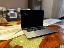 Apple MacBook Pro A2141  16   ungeprüft  defekt – nur für Bastler / Ersatzteile