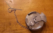 1PC New Aluminum Locking Diesel Fuel Cap For Peterbilt Replaces# 600212