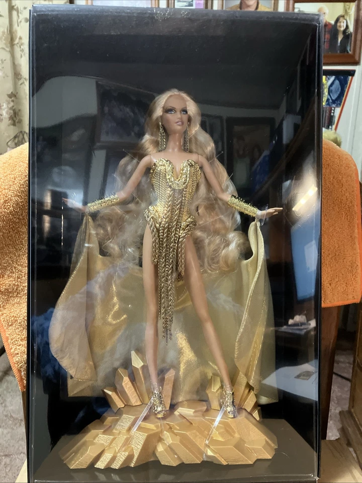 2012 Mattel The Blonds Blond Gold Barbie Gold Label Collector X8263 (7300 made) - Image 2 of 3