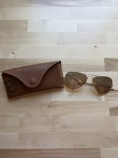 RAY-BAN Aviator Gold Tone Sunglasses with Case Great Condition