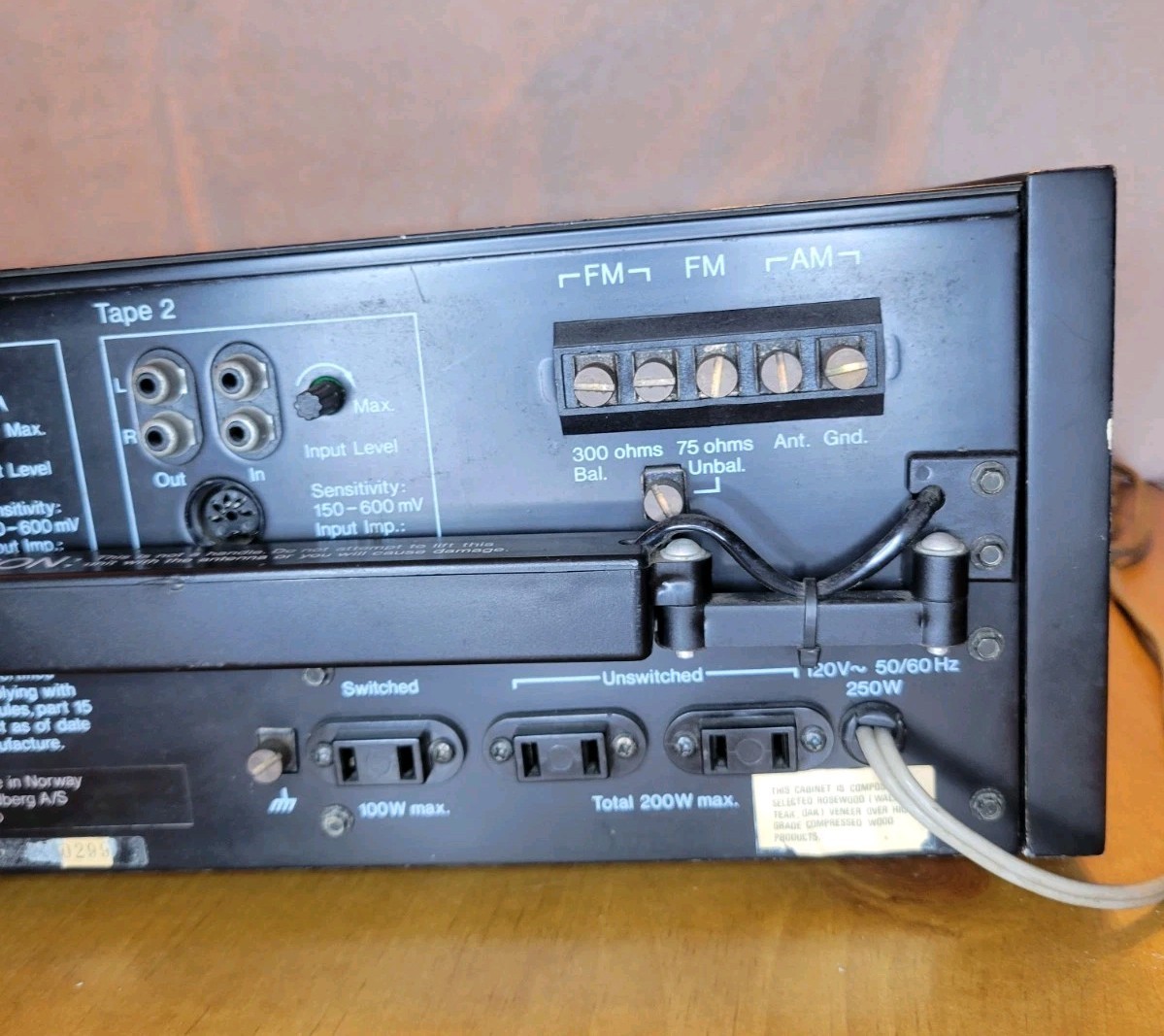 TANDBERG TR-2080  Vintage Stereo Receiver
