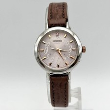 Seiko Solar Pink Ladies Watch Radio Controlled Quartz 27mm Wristwatch