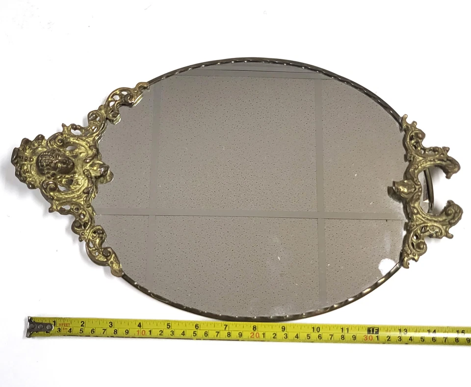 Espejo antiguo de latón con cresta - marco ovalado ornamentado - 16"x10" Foto 3 de 4