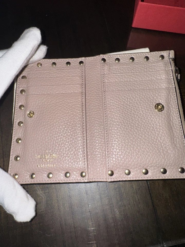 Carteira VALENTINO GARAVANI Bioford couro Rockstud bege/rosa feminina autêntica - Imagem 4 de 4