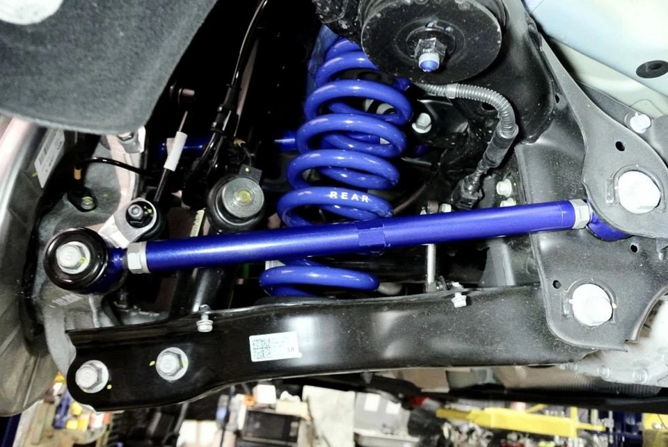 For Kia Stinger 2018-2023 Megan Racing Rear Lower Adjustable Toe Control Arms Foto 3 de 3