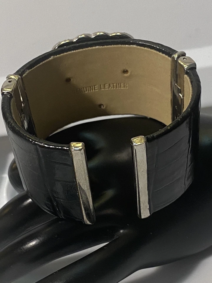 Bracelete articulado couro preto genuíno preto esmalte cabeça de tigre declaração - Imagem 2 de 4