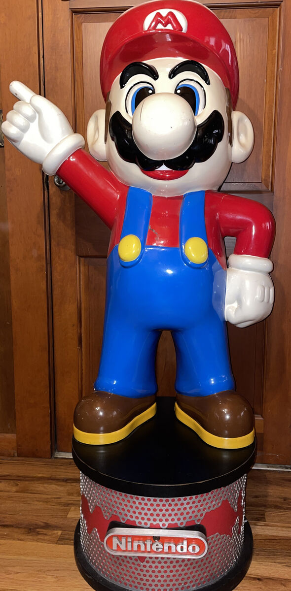 Nintendo's Selling Miniature Versions Of Its Iconic Nintendo Store Statues