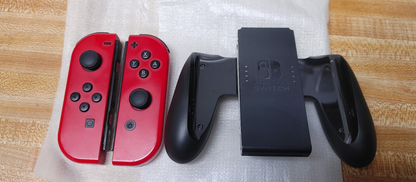 Nintendo Switch Joy-Con (R) Wireless Controller Mario Odyssey Red