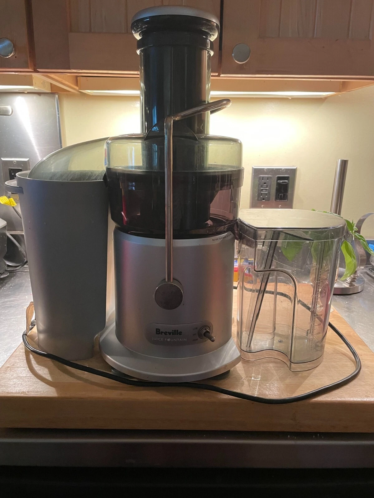Breville JE95XL The Juice Fountain Extractor 850 W