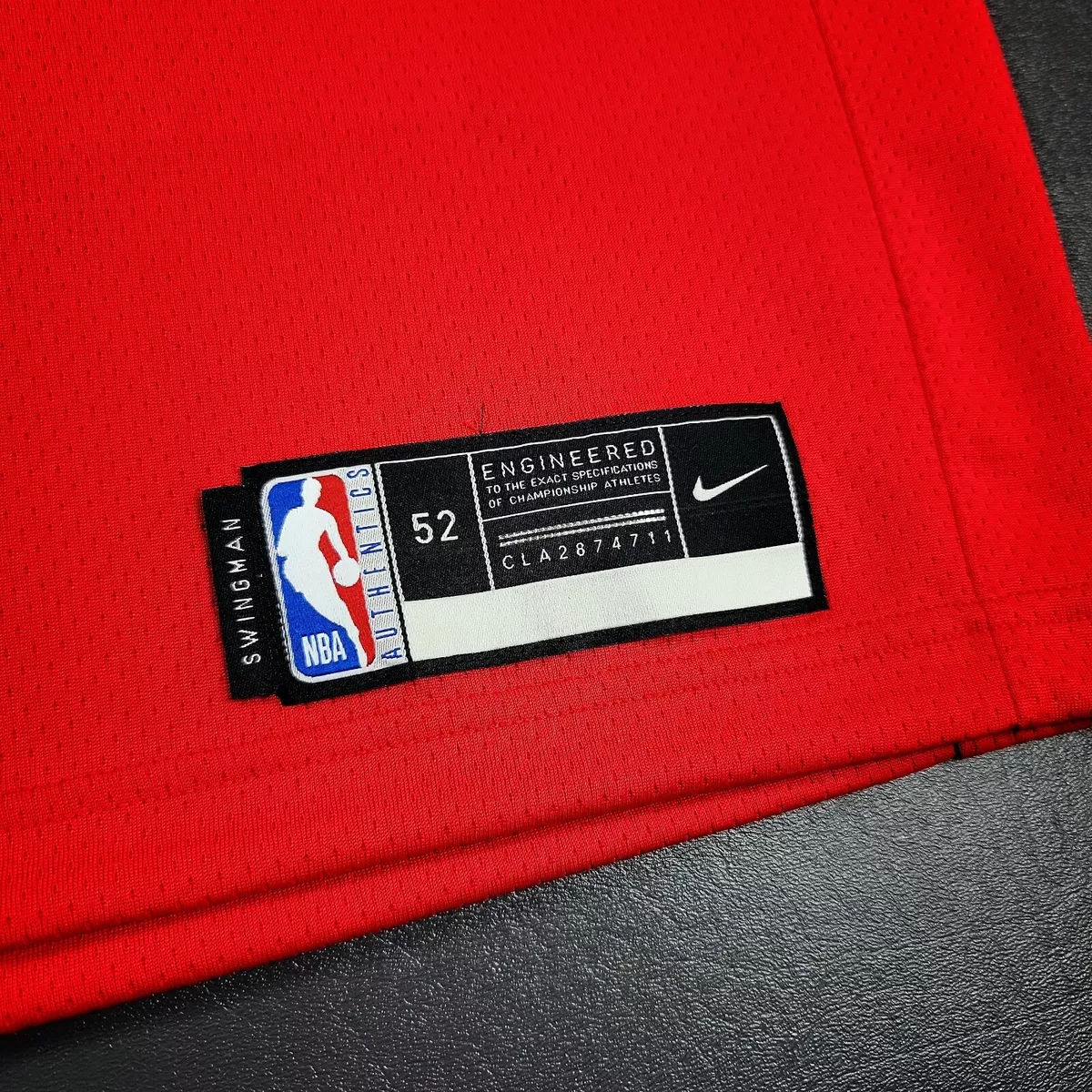 Unisex Nike Lonzo Ball Red Chicago Bulls Swingman Jersey - Icon Edition